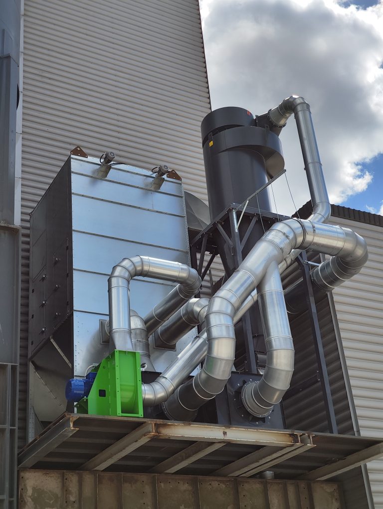 Przemysłowa instalacja odpylająca 30 000 m³/h dla lidera branży materiałów budowlanych