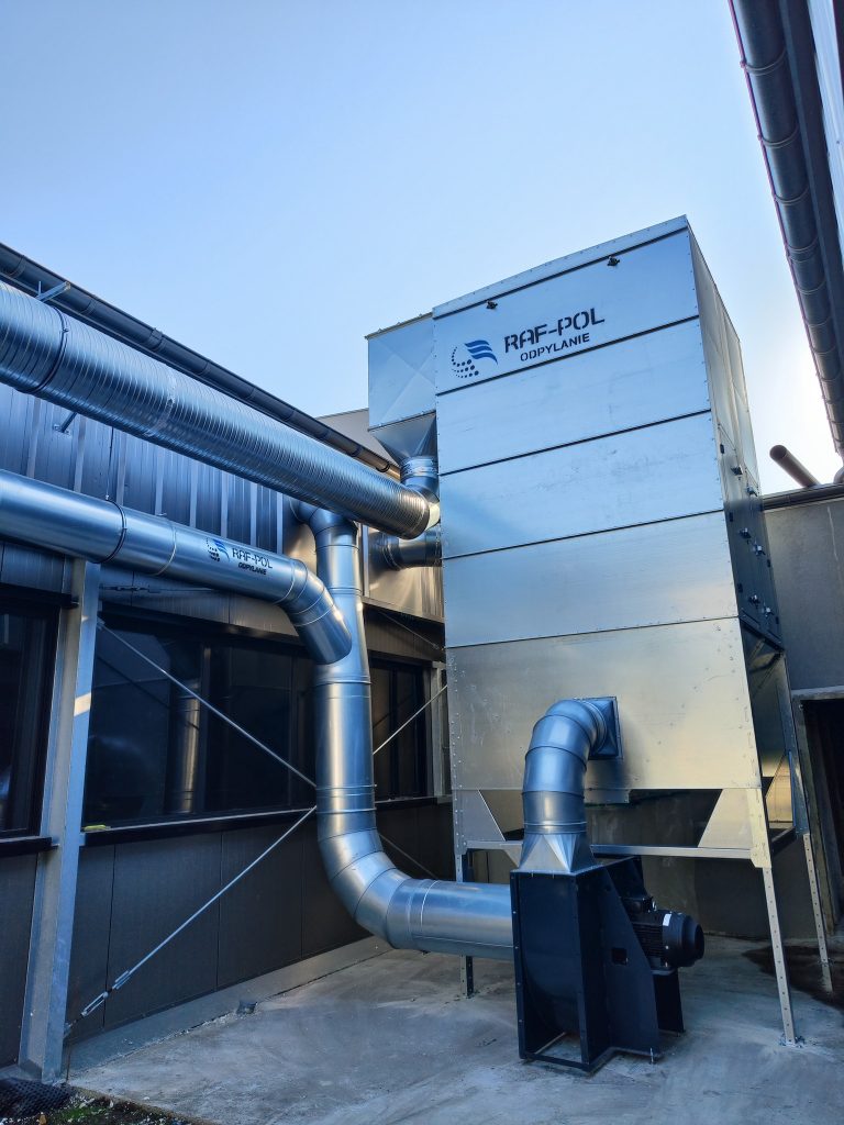 Energooszczędna instalacja odpylająca 20 000 m³/h z inteligentnym systemem regulacji obrotów