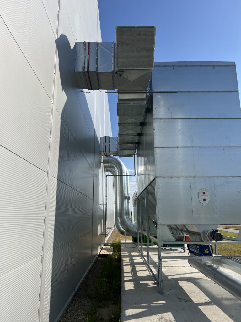 Filtr odpylający 55000 m3/h o łącznej mocy wyciągowej 90kW